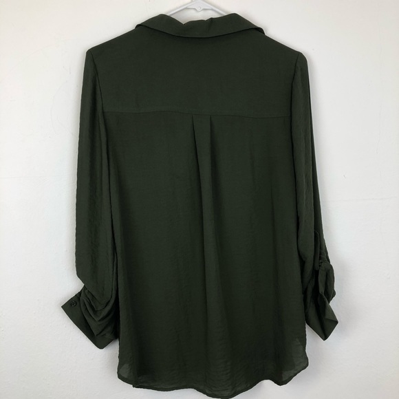 ✨Ana Long Sleeve Button Down Top✨ - Picture 4 of 5